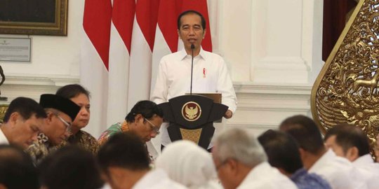 Jokowi: Nama yang Masuk Lebih 300 Orang, Padahal Jumlah Menteri 34