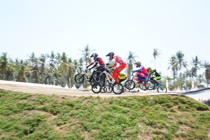 banyuwangi gelar kompetisi bmx internasional kategori hors class pertama di indonesia