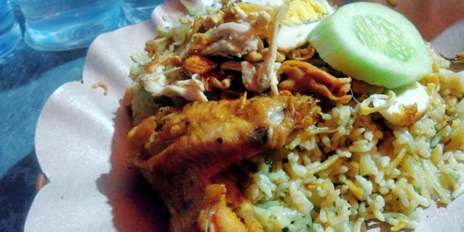 5 Nasi Goreng Kaki Lima Wajib Cicip di Kota Malang