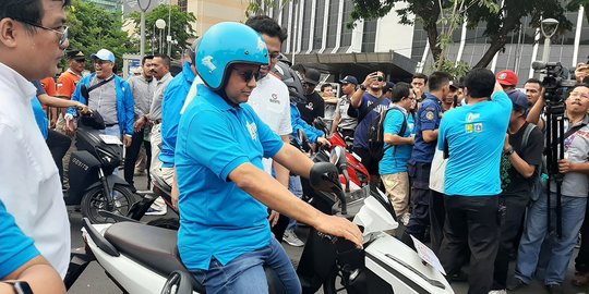 Kurangi Polusi, Anies Ajak Warga Jakarta Naik Sepeda atau Motor Bebas Emisi