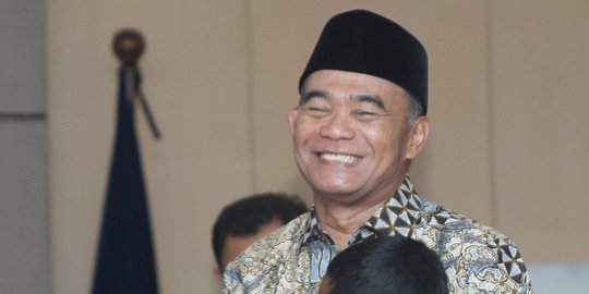 Menko PMK Muhadjir Masih Pelajari Program Kartu Prakerja