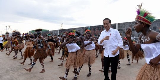 Fadel Muhammad Puji Kunjungan Jokowi ke Papua