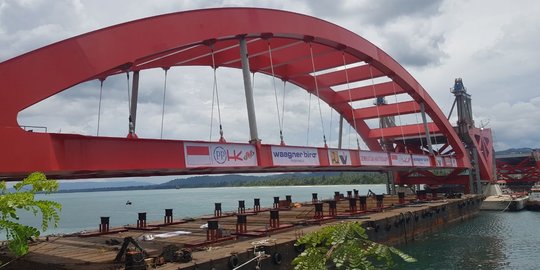Resmikan Jembatan Youtefa, Jokowi Singgung 13 Kali Sudah Berkunjung ke Papua