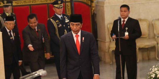 Jokowi Minta Maaf Soal Penyusunan Kabinet, PDIP Bilang Pemimpin Bukan Penjual Es Krim