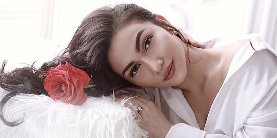 Ariel Tatum Ngaku Pernah Coba Bunuh Diri, Kenapa?