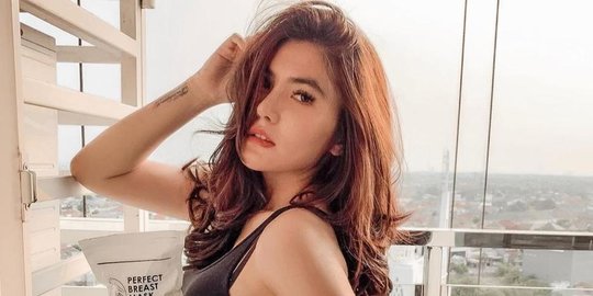 7 artis indonesia dapat hadiah fantastis dari pasangan, ada sampai miliaran