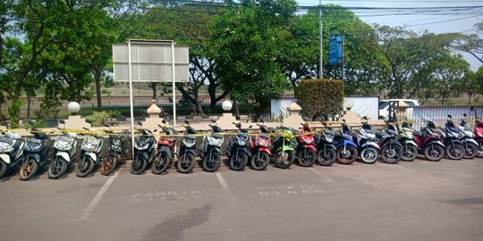 Ungkap Kasus Pencurian Kendaraan, Personel Polsek Neglasari Sita 22 Motor Curian