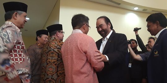 Sambangi DPP PKS, Ketum NasDem Surya Paloh Disambut Sohibul Iman