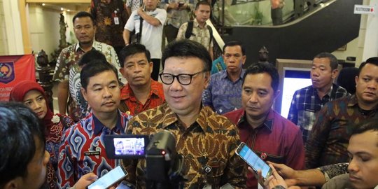 Menpan RB Soal Wacana Larangan Bercadar: Masing-masing Instansi Punya Aturan