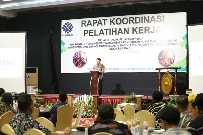 kemnaker menyelenggarakan rapat koordinasi pelatihan kerja guna menciptakan sdm unggul