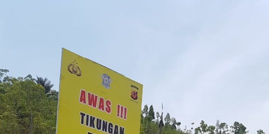 harus turun dari mobil rev1