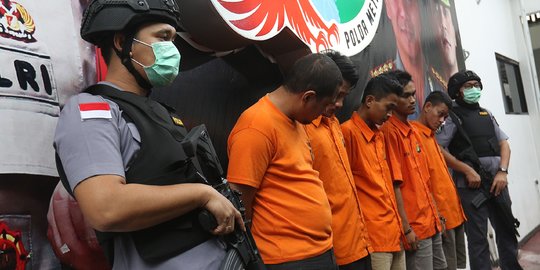 Selundupkan Sabu Lewat Anus, Pelaku Jaringan Batam-Jakarta Ditangkap di Bandara