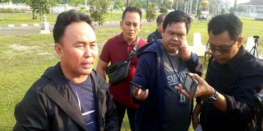 Gubernur Kalteng Lempar Botol karena Nilai Wasit Tidak Adil