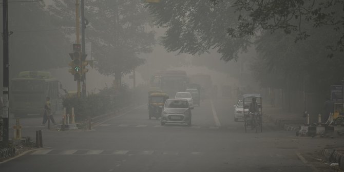 Kabut Asap Berbahaya Selimuti New Delhi