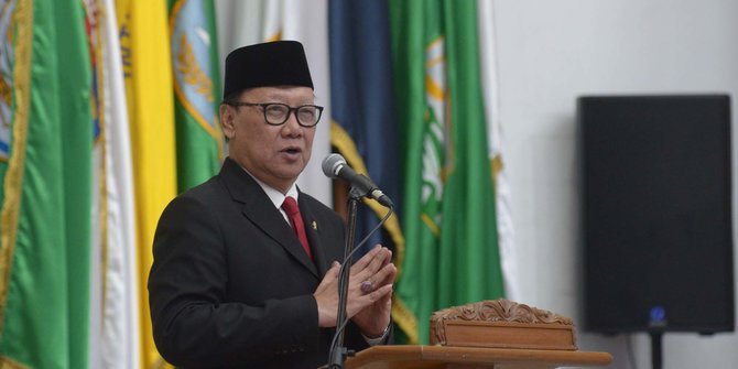 Menteri Tjahjo Kumolo Larang ASN Kementerian PAN-RB Pakai Cadar
