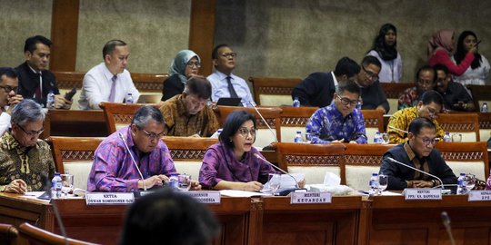 Gelar Rapat Perdana, Sri Mulyani dan DPR Bahas Evaluasi Kinerja 2019