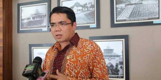 Arteria Dahlan: KPK Harus Pulihkan Martabat dan Kehormatan Sofyan Basir