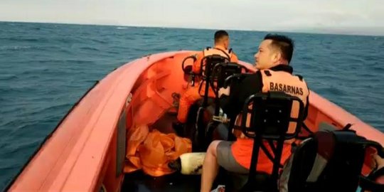 15 Penyelam Dikerahkan Cari Tiga Turis China yang Hilang di Perairan Sangiang