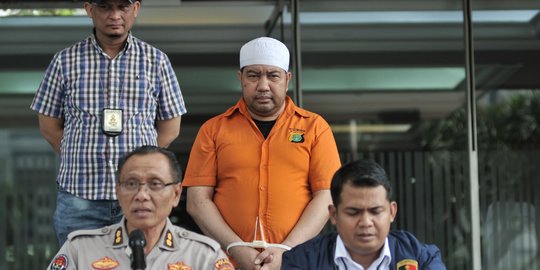 Gelar Profesor Pemilik Mobil B 1 RI Diduga Aba-Abal