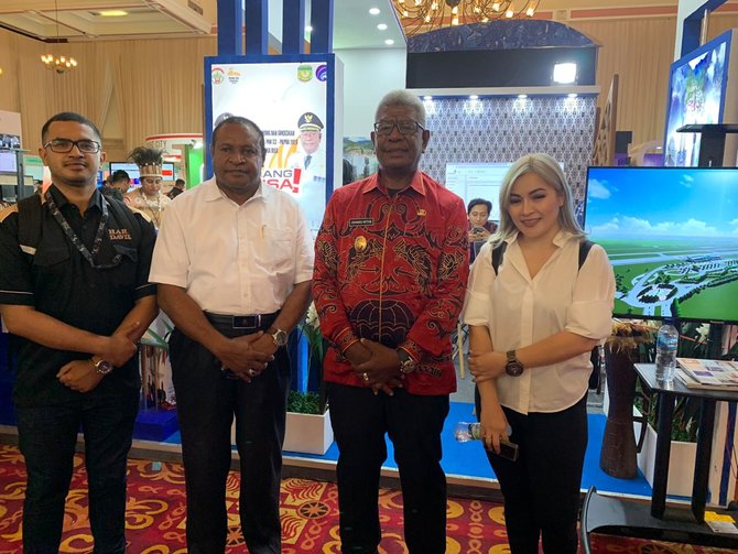 kadis kominfo kabupaten mimika damianus katiop di acara smart city balai sudirman jakarta