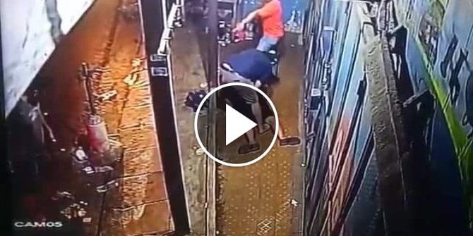Ini Video Polisi Todong Senpi & Injak Pemuda Lalu Diduga Letakkan Narkoba