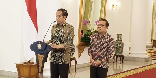 Jokowi Tunjuk Mensesneg Pratikno Jadi Ketua Tim Internal Seleksi Dewan Pengawas KPK