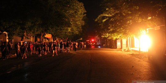 Pasar Ngunut Tulungagung Terbakar, 70 Persen Kios Hangus