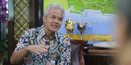 Ganjar Tinjau Warga Jateng yang Transmigrasi ke Kalteng