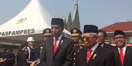 Jokowi Bantah Pujian ke Airlangga Sebagai Dukungan di Munas Golkar