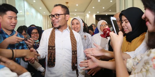 Hanif Dhakiri Ajak Anak Muda Optimalkan Ruang Demokrasi Guna Bangun Bangsa