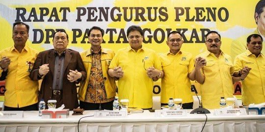 Jokowi Puji Airlangga Disebut Berdasarkan Data Akurat dan Obyektif