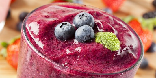 6 cara membuat banana smoothies, cocok untuk diet