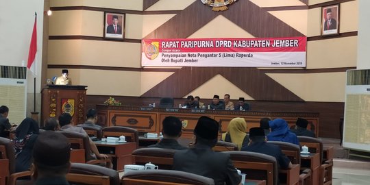 Tak Beri Draf Raperda ke Anggota DPRD, Wabup Jember Dihujani Interupsi