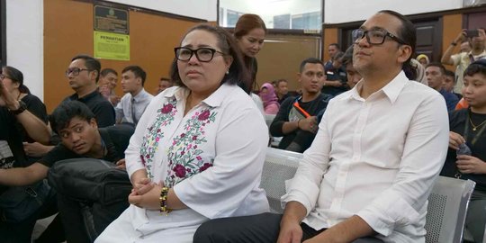 Nunung dan Suami Jalani Sidang Tuntutan Terkait Kasus Narkoba