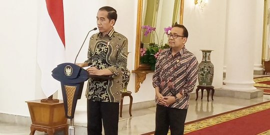 Sederhanakan Aturan, Presiden Jokowi Segera Bentuk Badan Regulasi Nasional