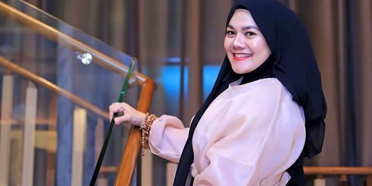 Mengenal Sarita Abdul Mukti, Janda Kaya yang Gemar Pelesiran ke Luar Negeri