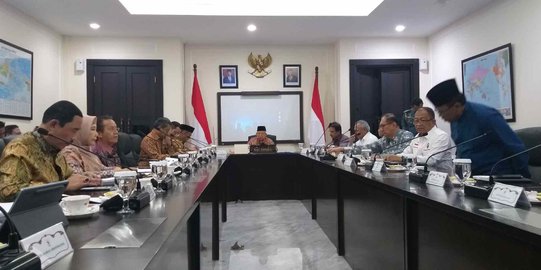 Pimpin Rapat Kebencanaan, Wapres Ma'ruf Amin Bahas Rekonstruksi Palu dan Lombok