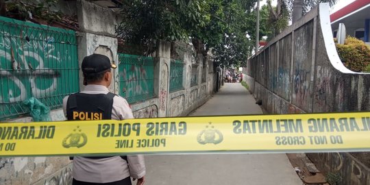 Warga Depok Dikejutkan Penemuan Tas Mencurigakan di Gang Samping SPBU