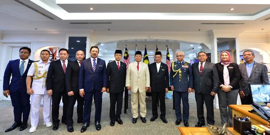Kenalkan Pindad, Prabowo Bertemu Sejumlah Menhan ASEAN dan AS