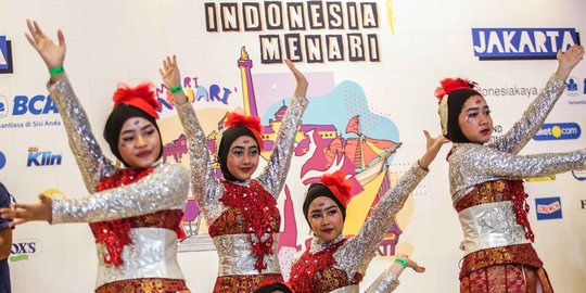 Ribuan Orang Meriahkan Indonesia Menari 2019