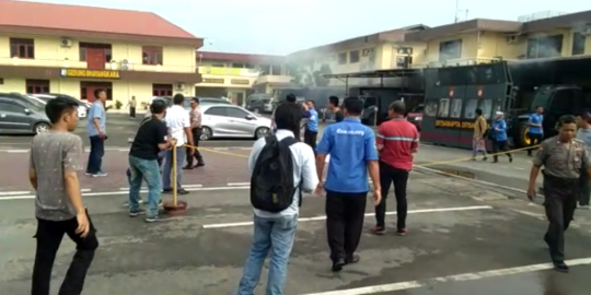 23 Terduga Teroris Diamankan Terkait Kasus Bom Bunuh Diri di Polrestabes Medan