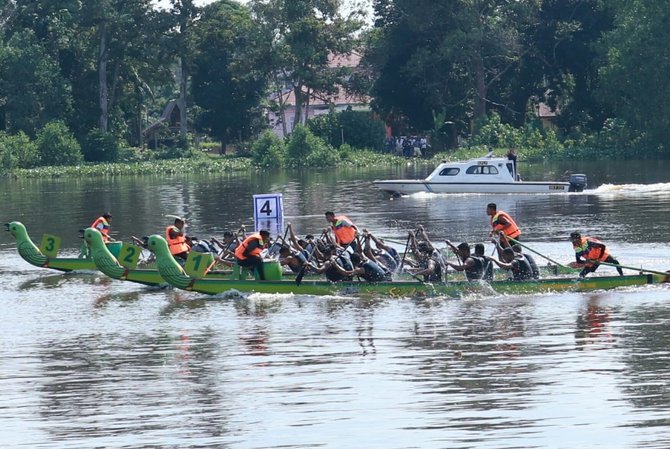 bupati siak alfedri tutup serindit boat race