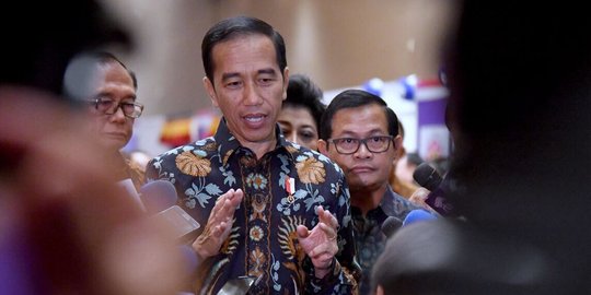 Jokowi Gelar Pertemuan dengan Pimpinan TNI AD, AL dan AU di Istana