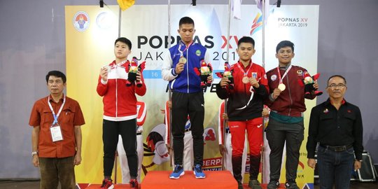 POPNAS 2019: Karate Sumbang Emas Pertama Kontingen Tim Jabar