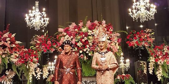 pernikahan dian pelangi rev3