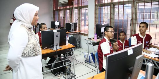 Kunjungi BBPLK Bekasi, Menaker Ida Minta Pemda Tingkatkan Kualitas BLK