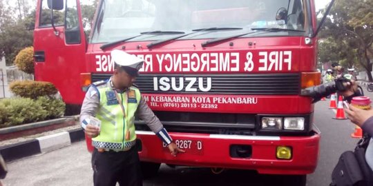 pelat merah rev1