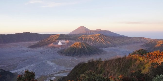 Pengunjung Wisata Bromo Diwajibkan Pesan Tiket Online