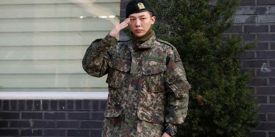 10 Idol Kpop yang Selesai Wajib Militer Tahun 2019