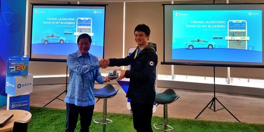 Bayar Taksi Blue Bird Kini Bisa Pakai DANA